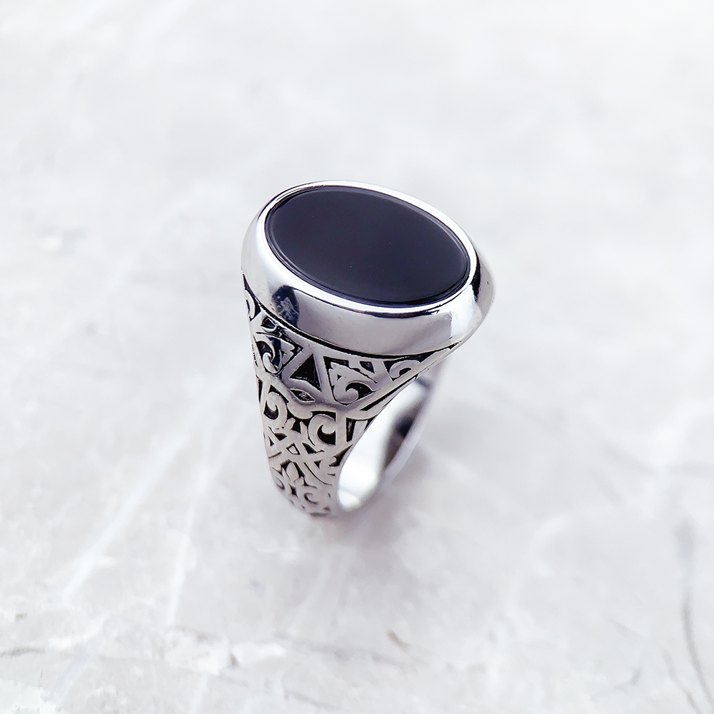 Black Oval Signet Ring Europe  – обзор и цена Mens Signet Ring